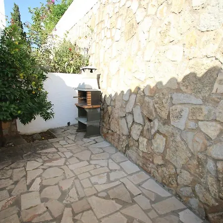 Casa Del Mar Apartment